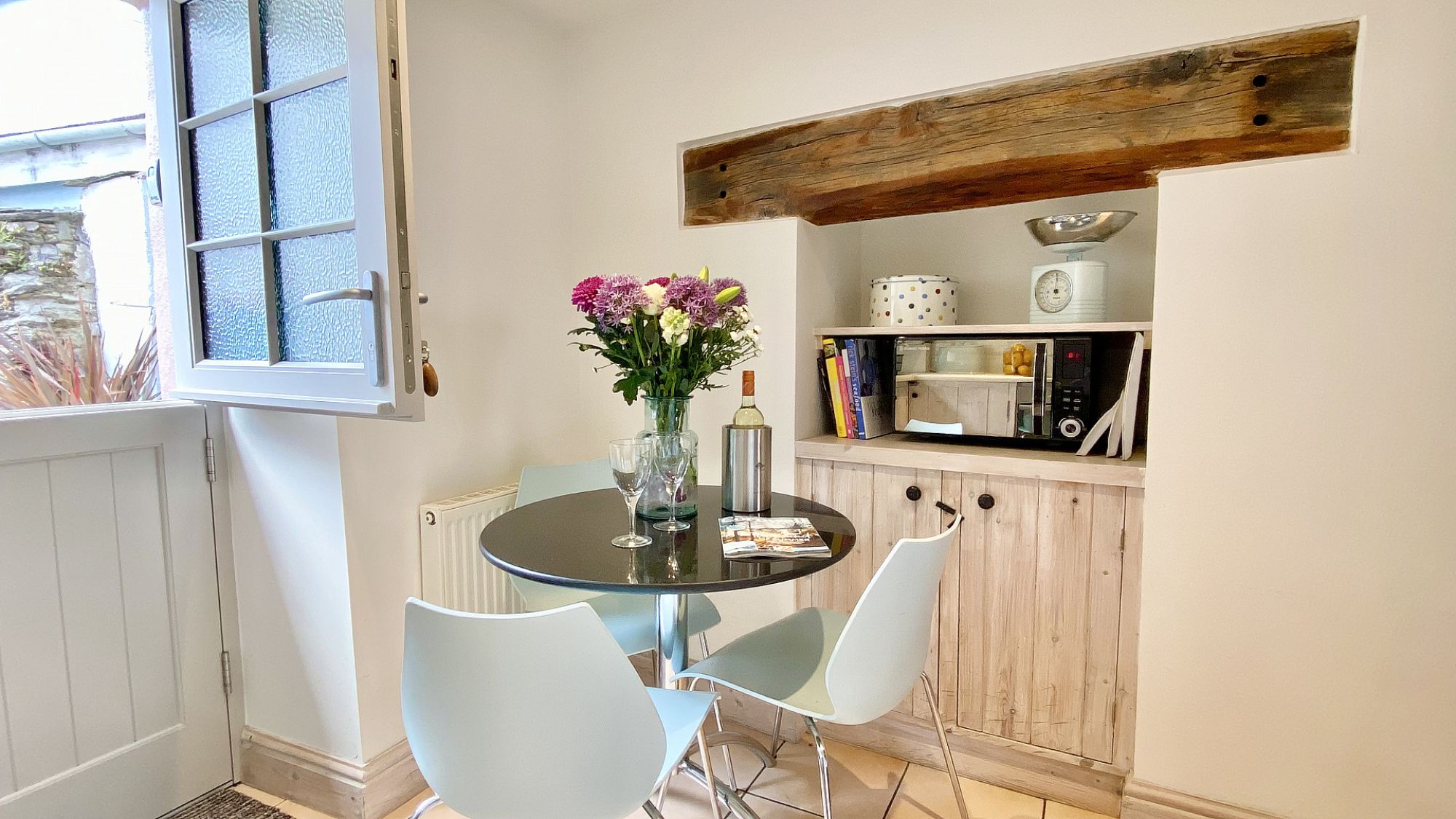 35 Duke Street, Padstow from Harbour Holidays