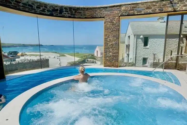 spa pool at headland hotel in Cornwall