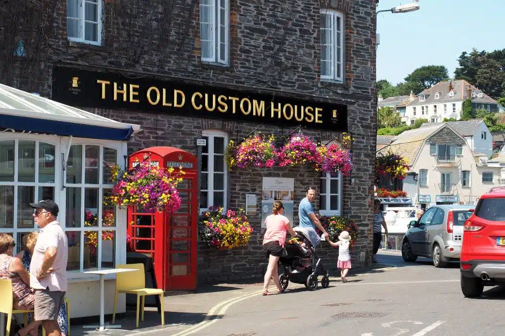 Old custom house padstow