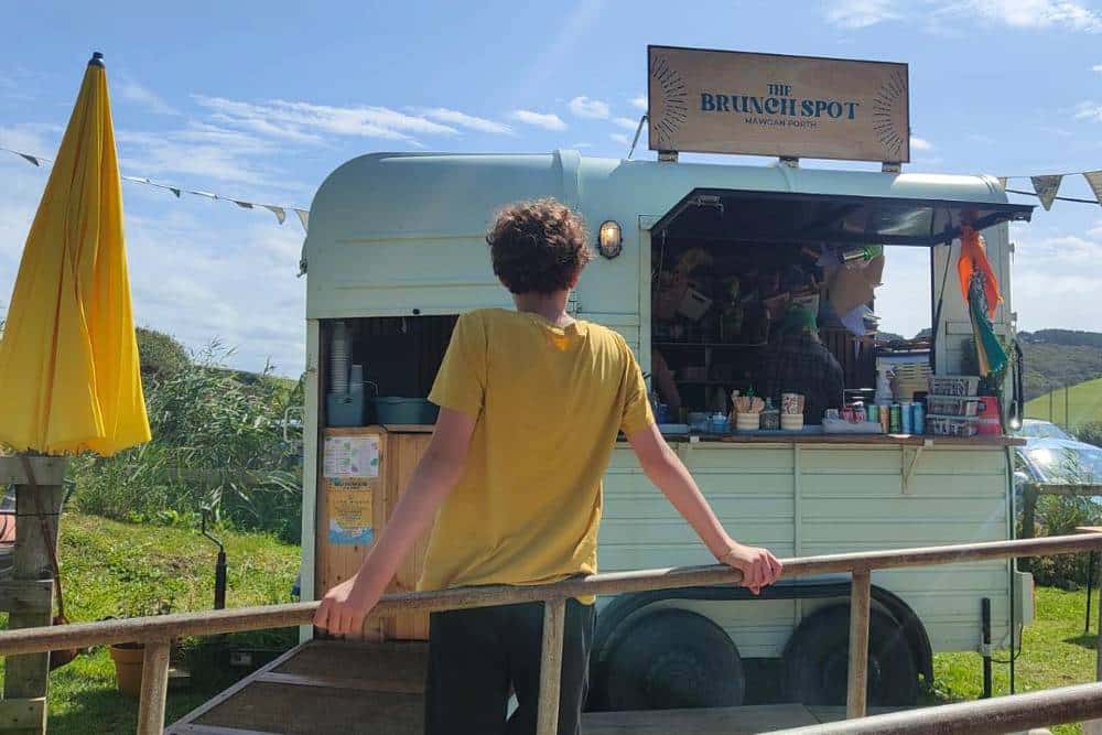 Brunch spot mawgan porth