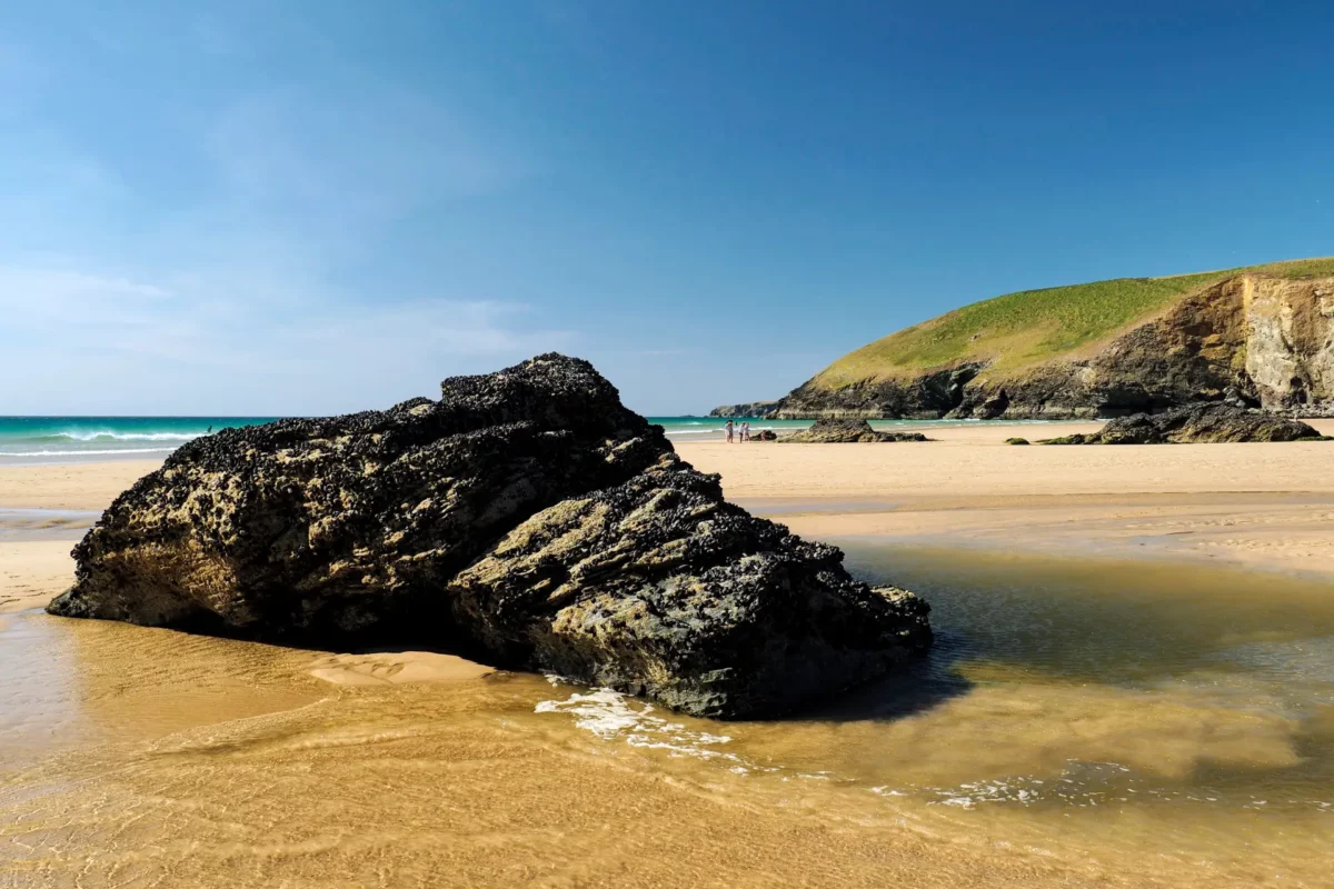 Rockpools to explore on Mawgan Porth Beach